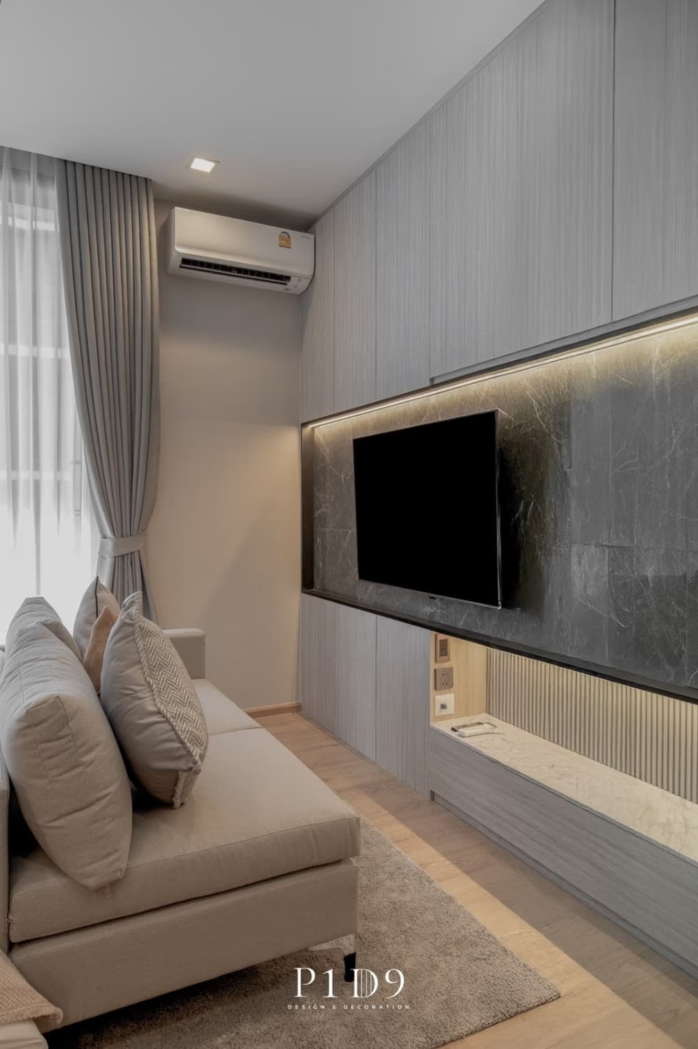 Studio Condo for Rent and Sale in Phaya Thai - Image 2