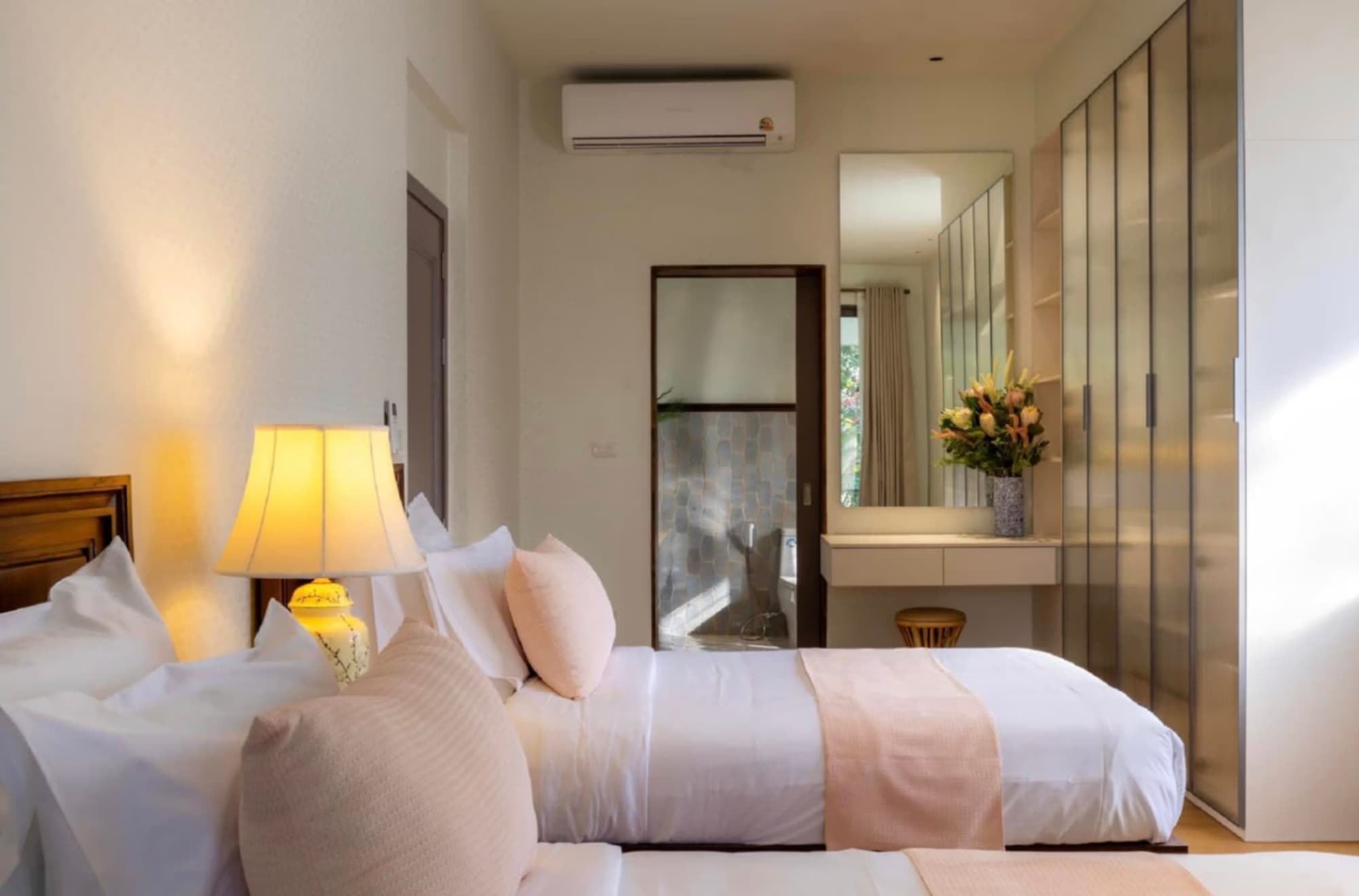 5 Bed House for Sale in Saraphi - Image 9