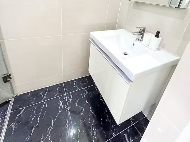 1 Bedroom Condo at Park 24