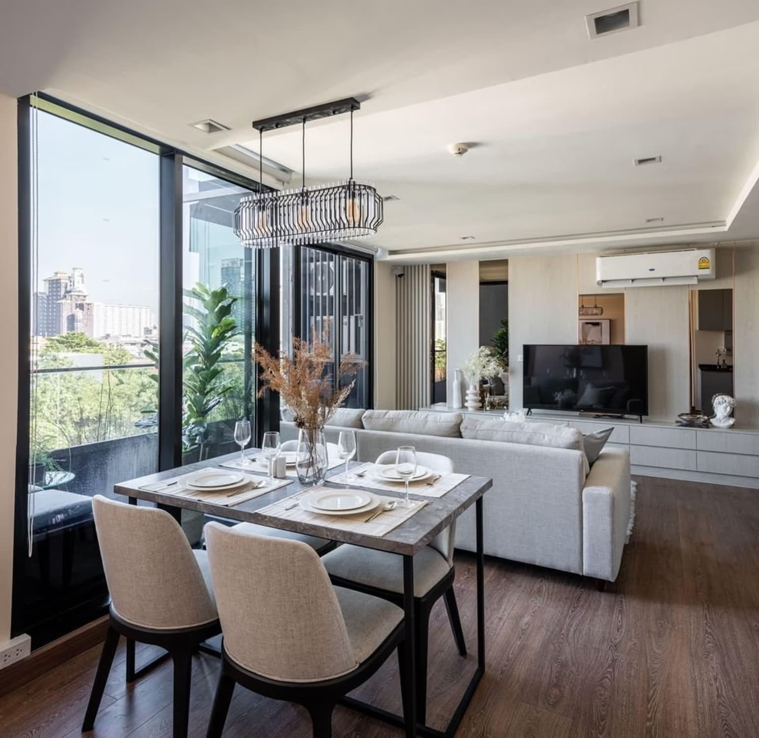 3 Bedroom Condo for Rent at The Unique Sukhumvit 62/1   - Image 2