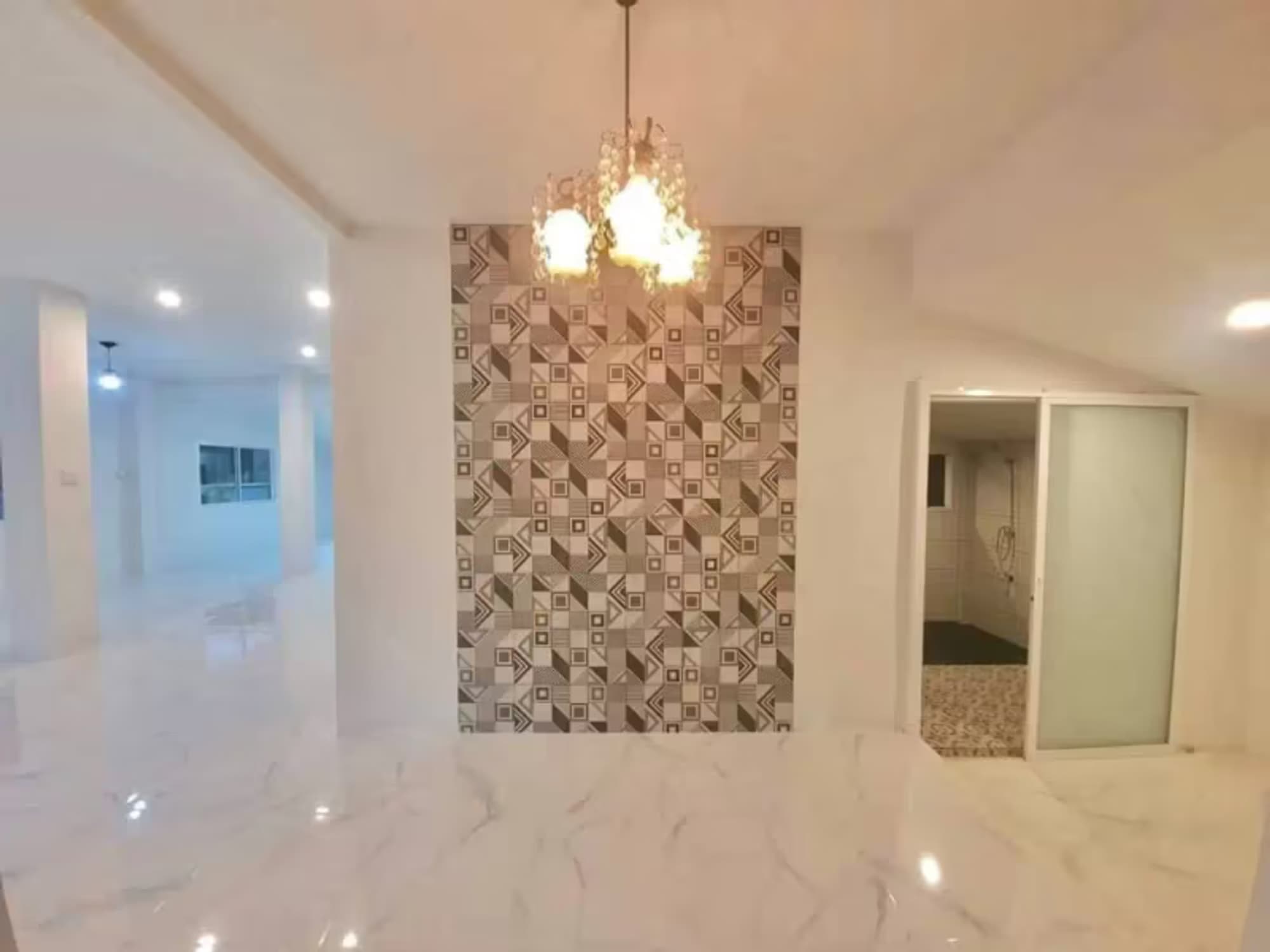 Studio for Sale in  - Image 4