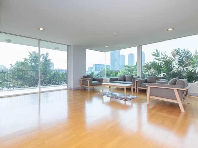 Condo for Sale at The Fine At River