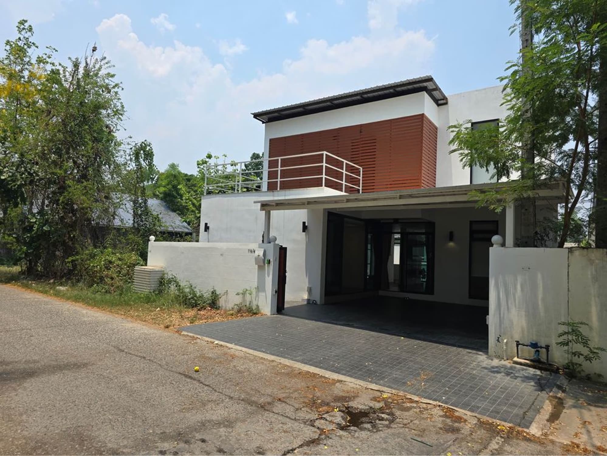  - Image 2
