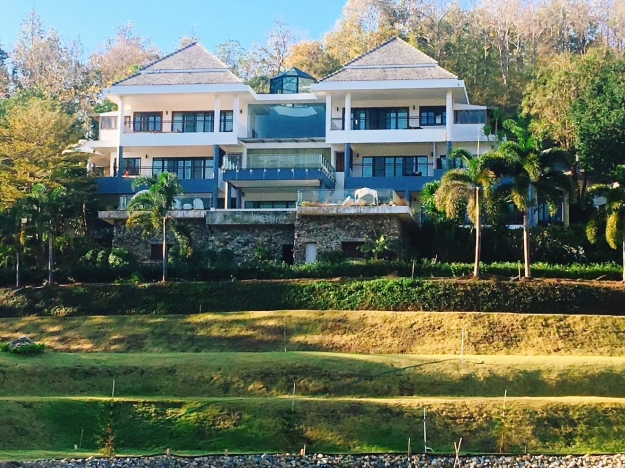 6 Bed House for Rent in Hang Dong District - Image 2