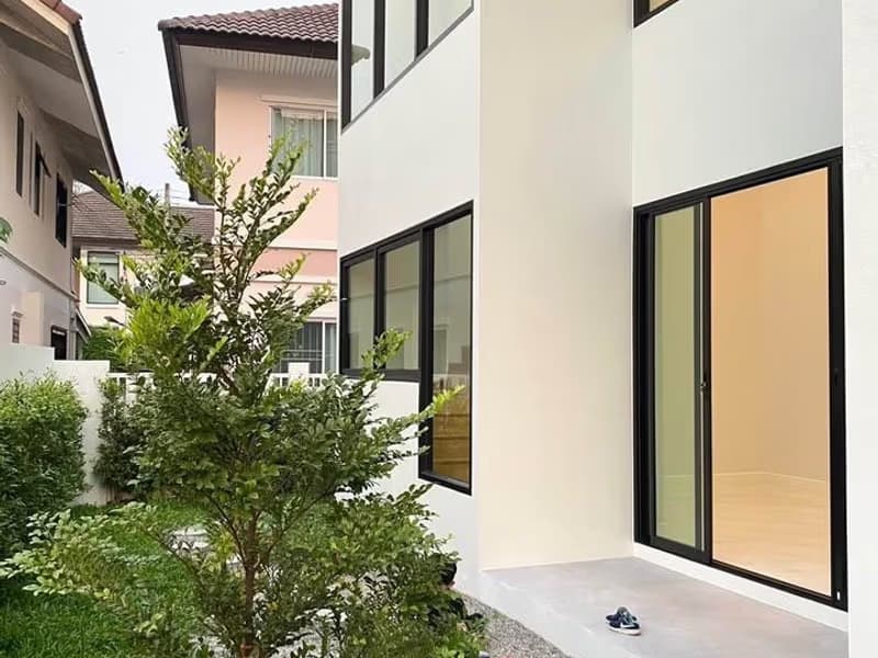 4 Bed House for Sale in San Sai District
