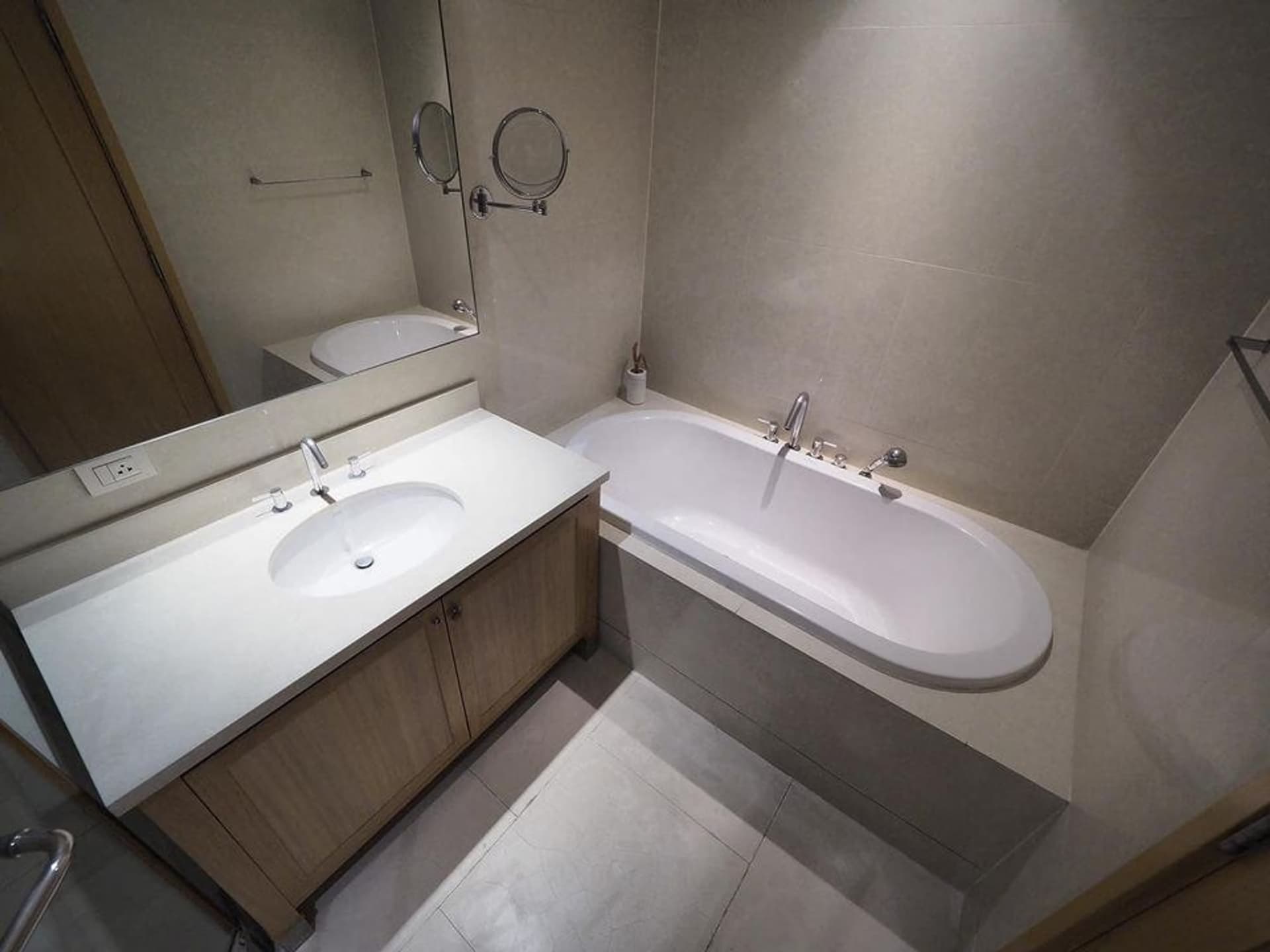 1 Bedroom Condo - Image 5