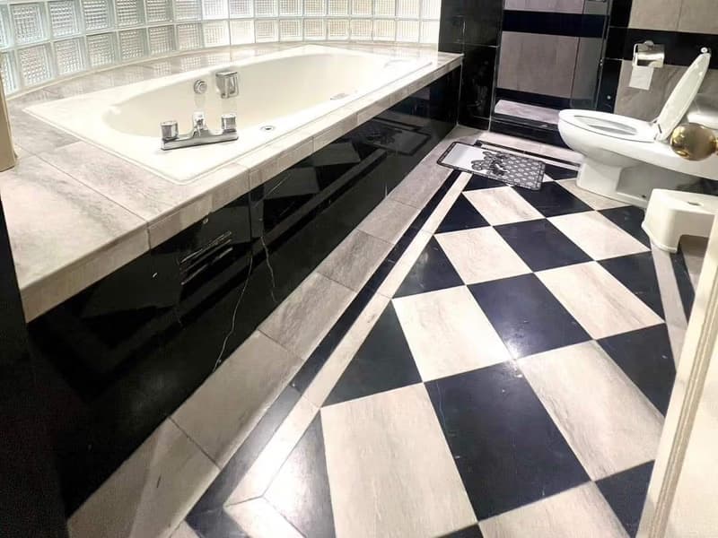 2 Bed Condo for Sale in Pathum Wan