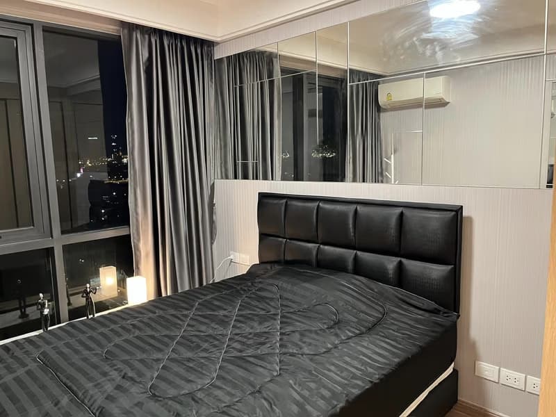 1 Bed Condo for Rent  Near Chong Nonsi BTS