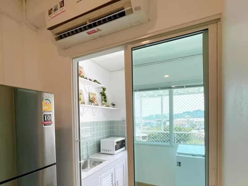 1 Bedroom Condo
