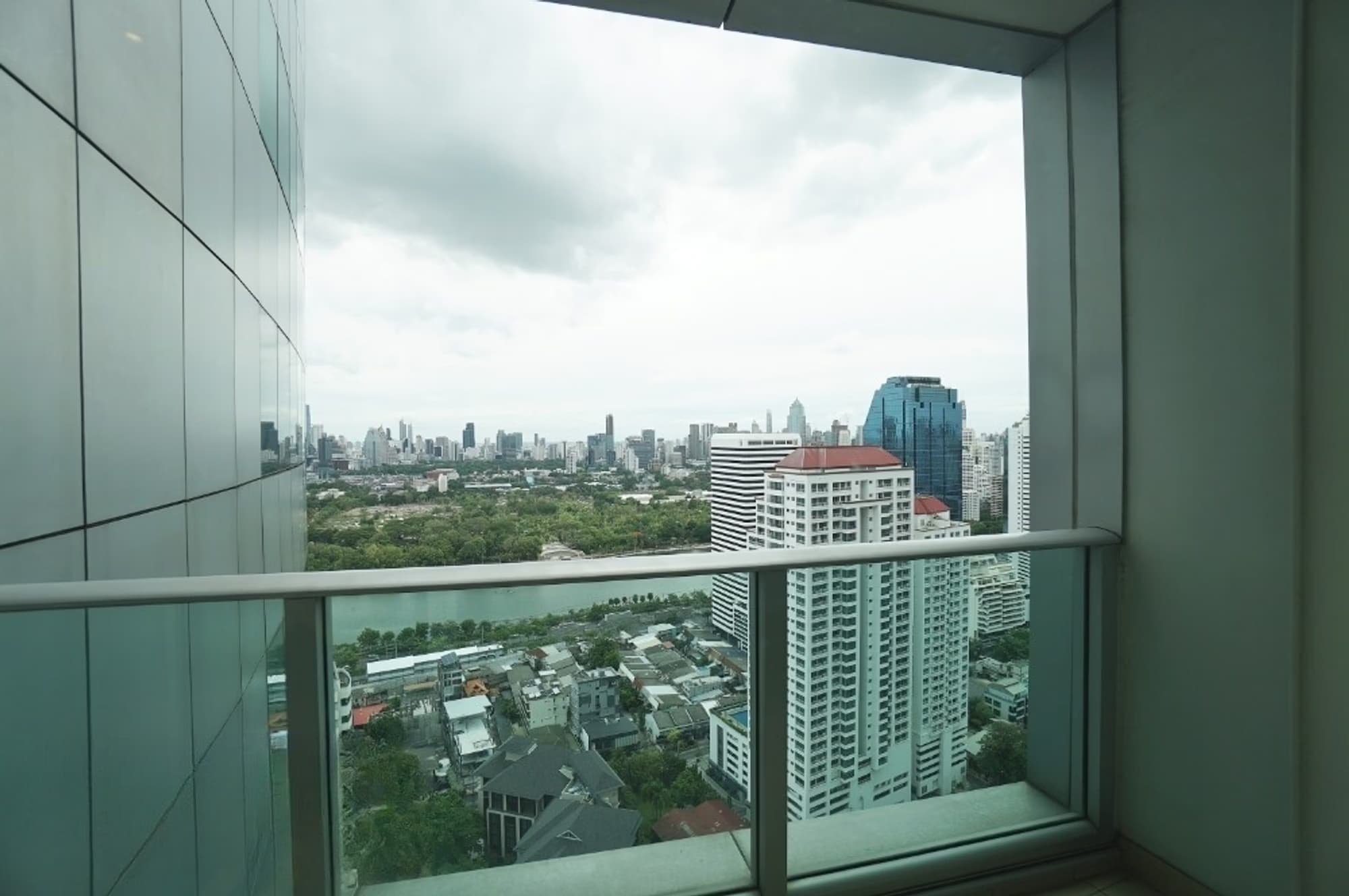 3 Bed Condo for Sale  Near Asok BTS - Image 5