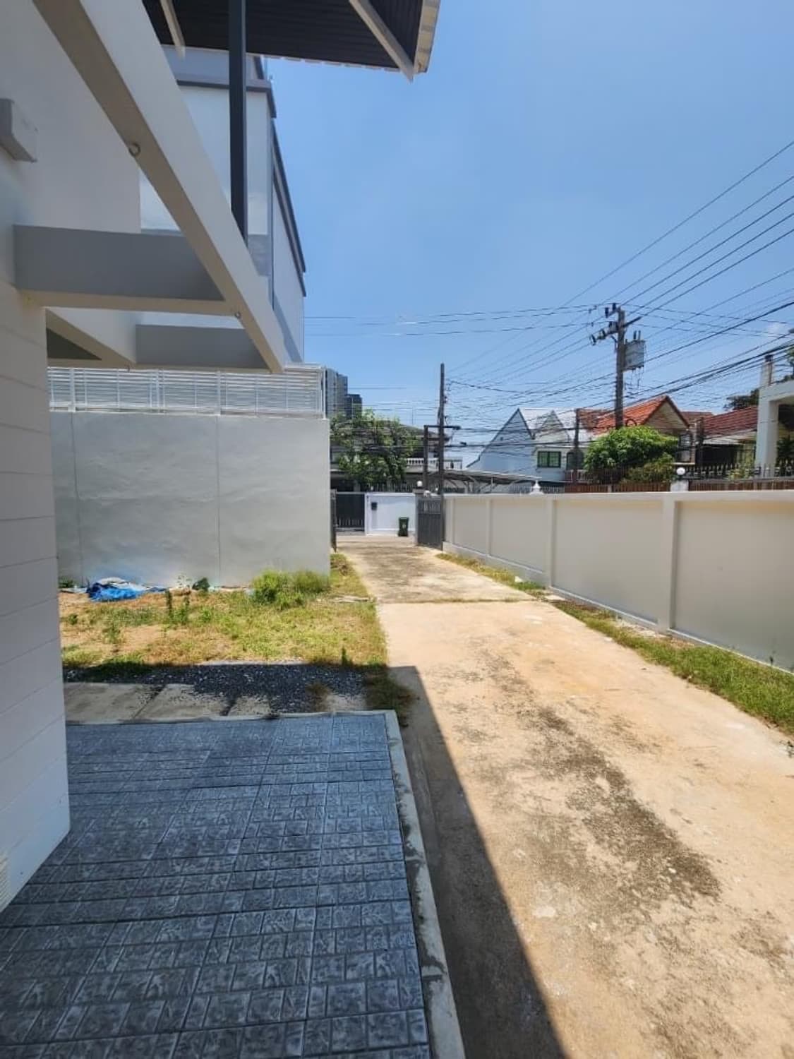 4 卧室 别墅 用于 出租 在 เขตพระโขนง - Image 4