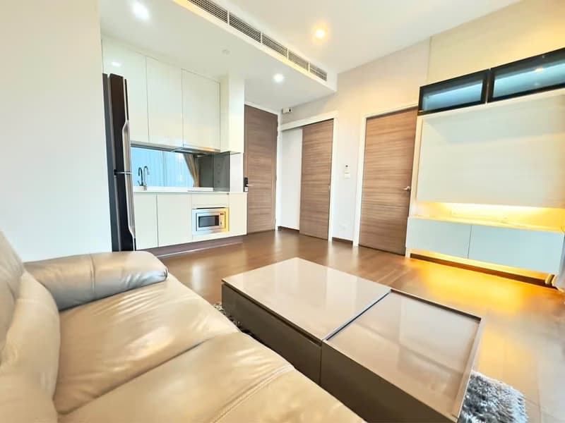 1 Bed Condo for Sale in Ratchathewi