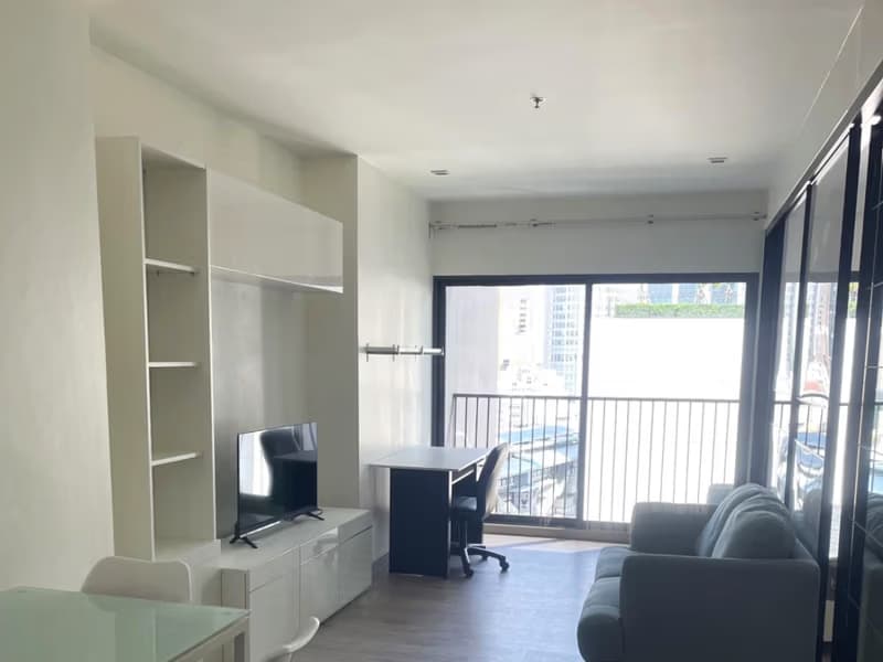 1 Bed Condo for Sale in Khlong Toei