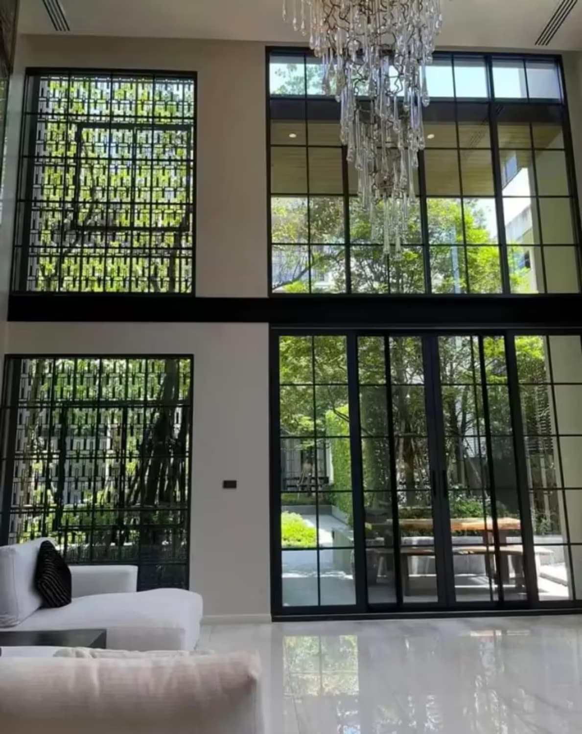 4 Bedroom House - Image 6