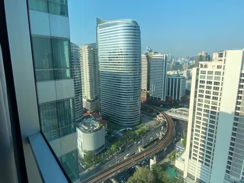 Condo for Rent at Sky Villas