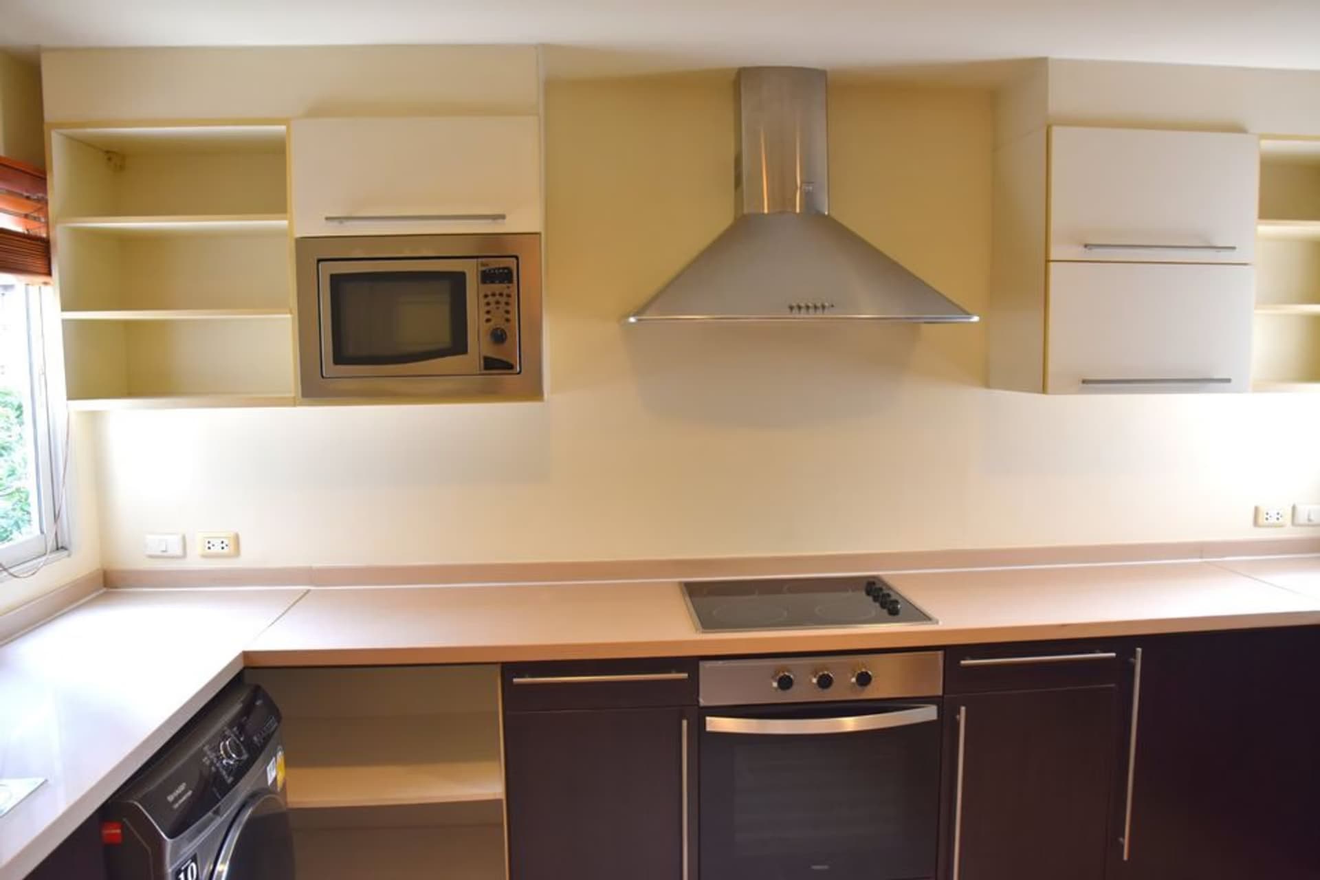 3 Bed Condo for Rent in Sathon - Image 27