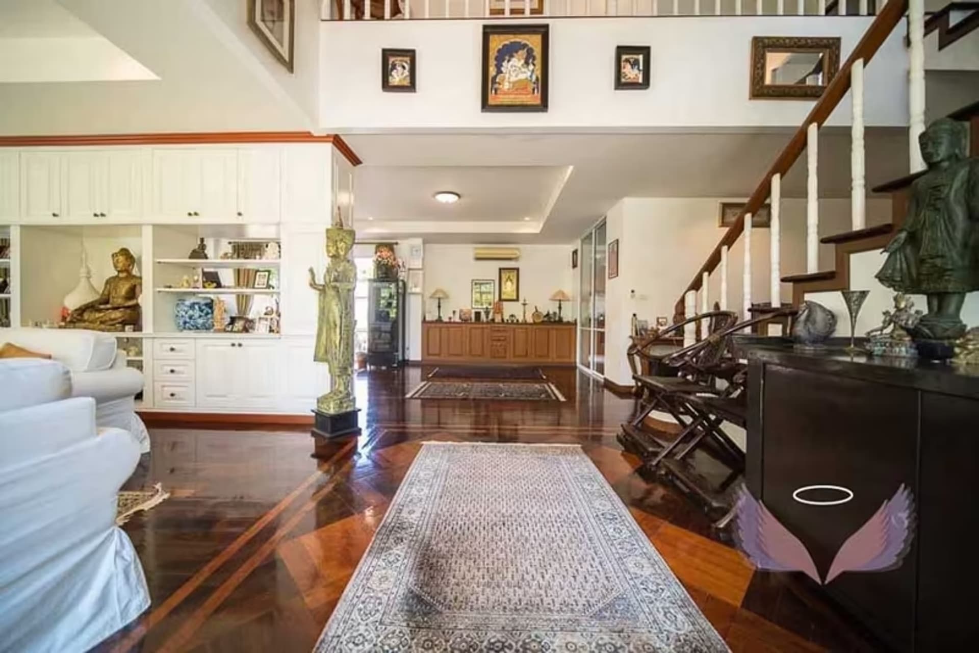 5 Bedroom House - Image 63