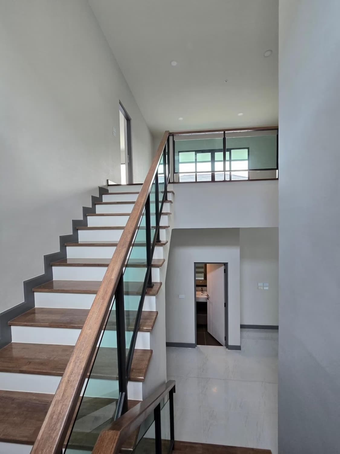 5 ห้องนอน บ้าน สำหรับ จำหน่าย ใน Bang Phli - Image 6