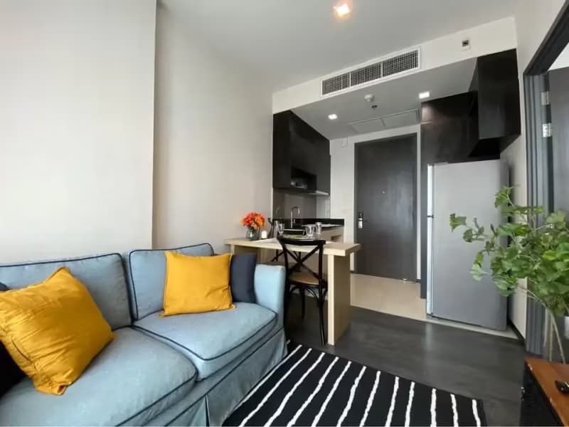 1 Bedroom Condo