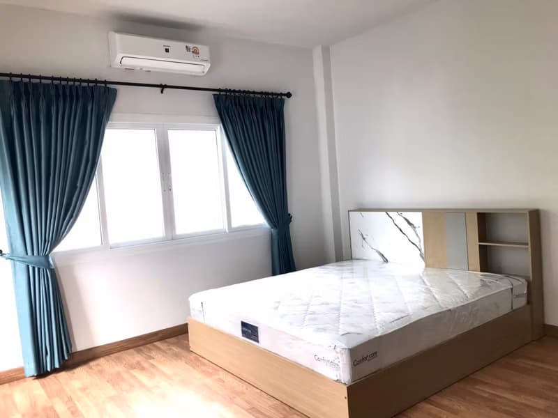 4 Bed House for Rent in Hang Dong