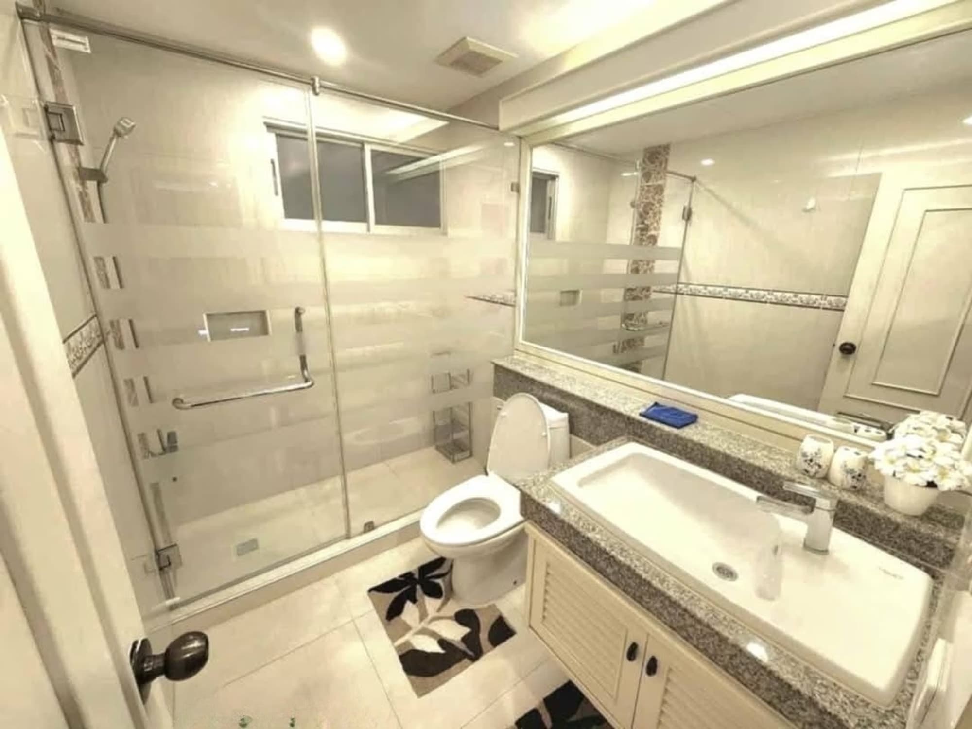 2 Bed Condo for Rent in Bangna - Image 7