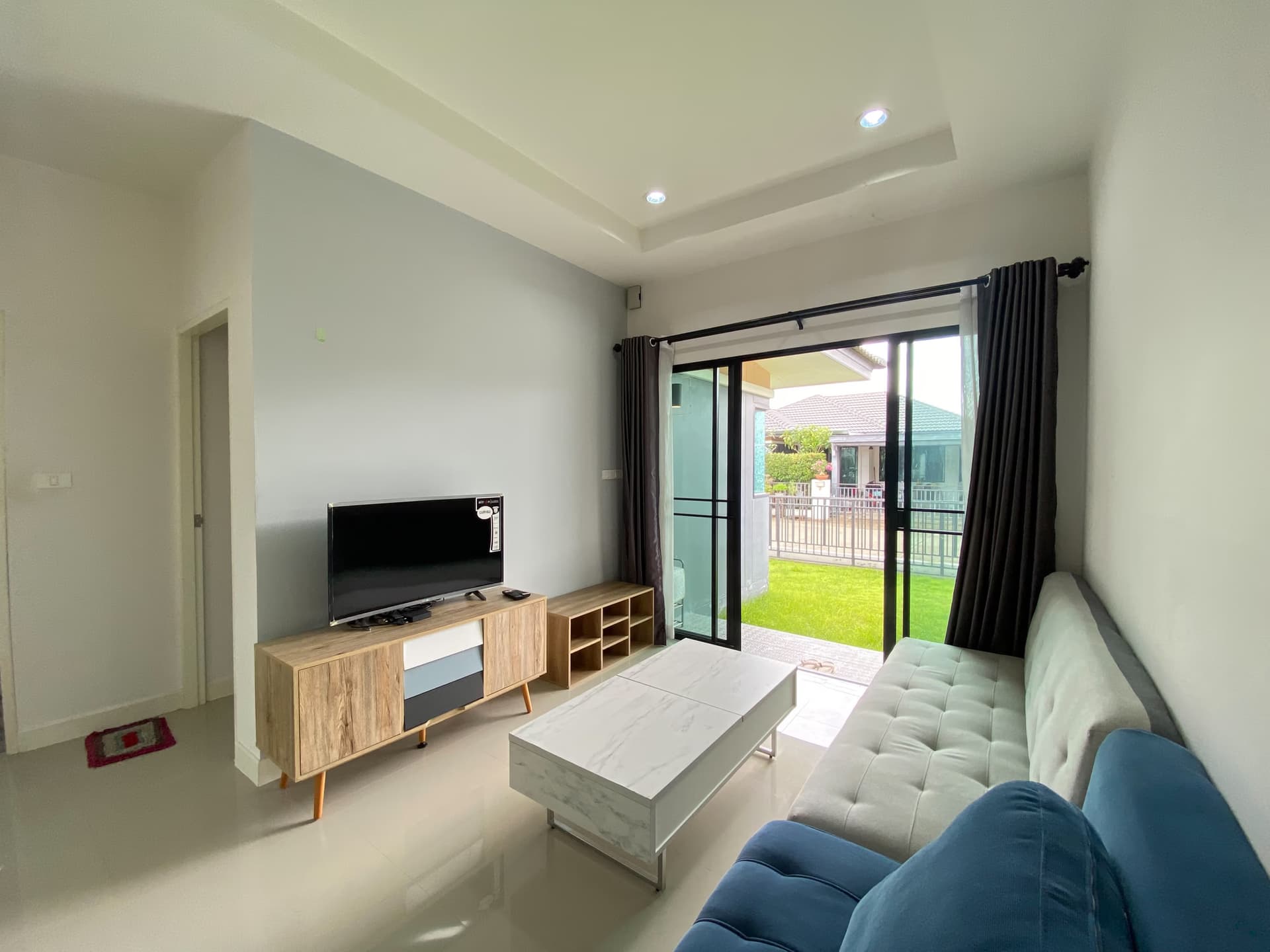 2 Bedroom House - Image 3