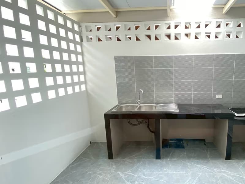 2 Bed Townhouse for Rent in Doi Saket District