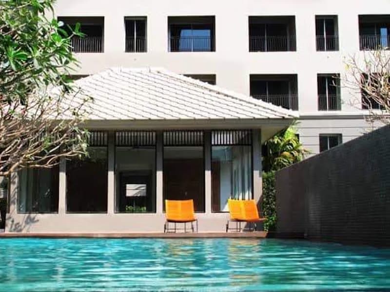 1 Bedroom Condo