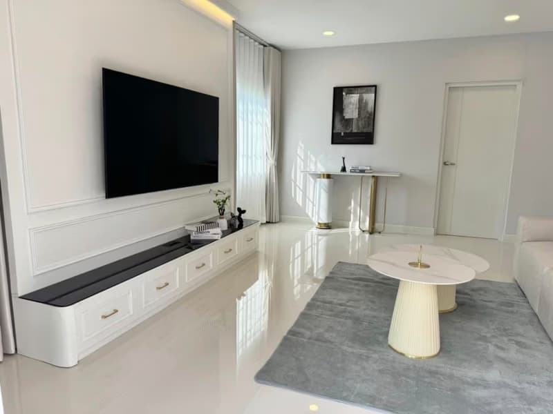 4 Bed House for Rent and Sale in Bang Phli, Samut Prakan