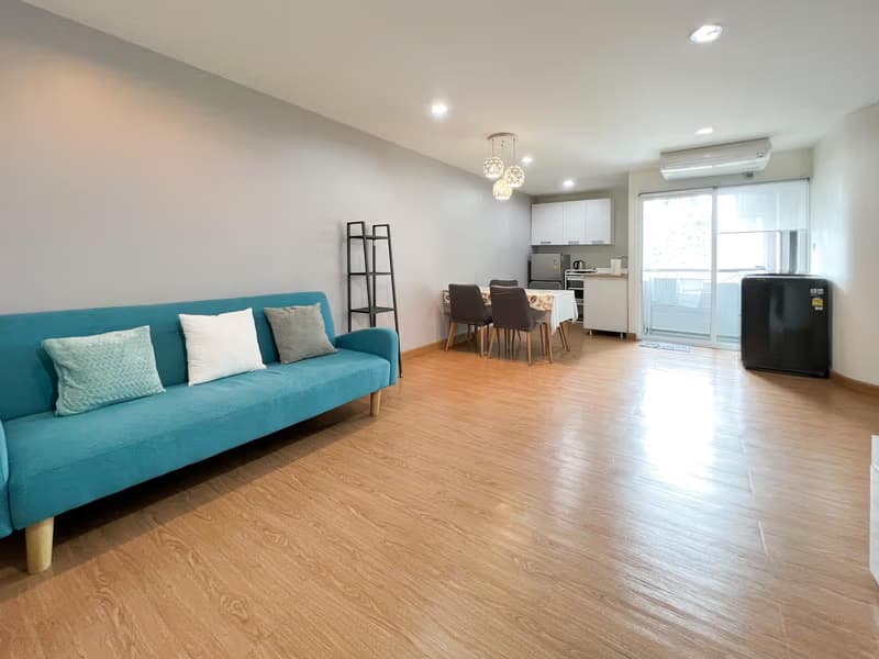 Condo for Rent at Pratunam Prestige Condominium