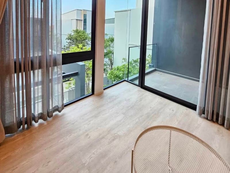 4 Bed House for Rent in Saphan Sung