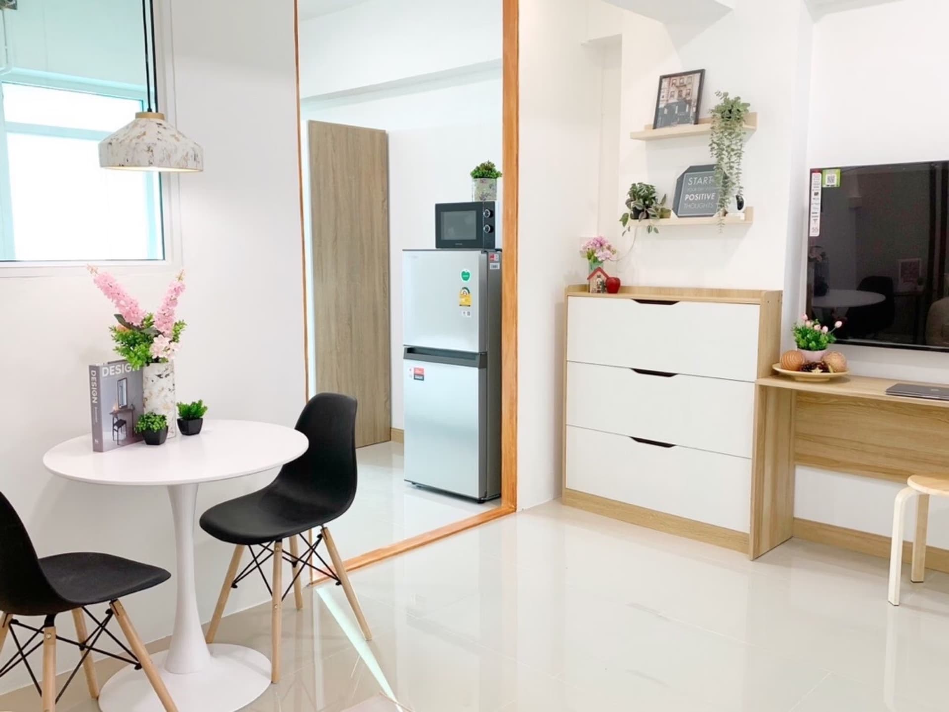 Condo for Sale at SR Land Condo - Image 3