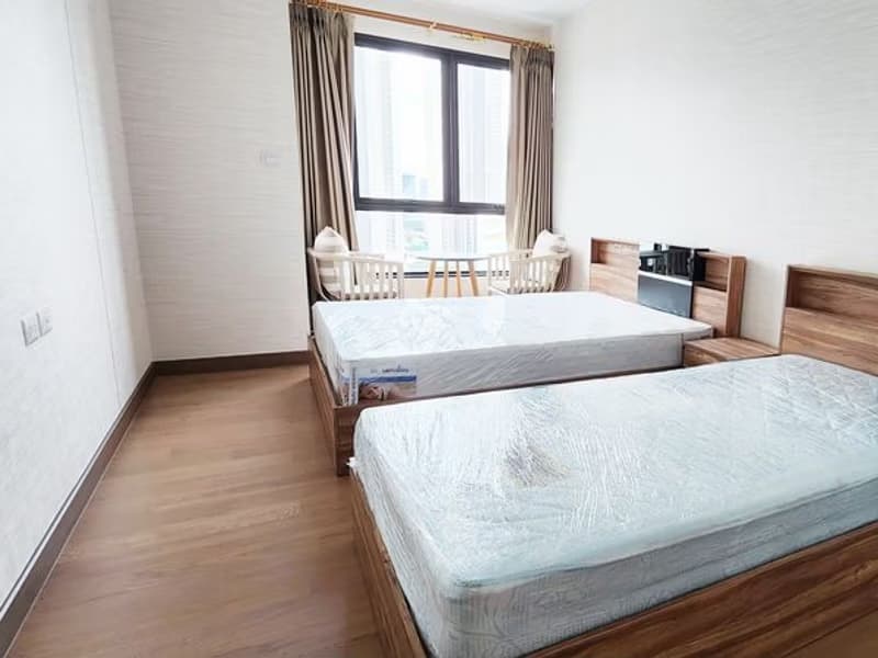 2 Bed Condo for Rent  Near Khlong San BTS