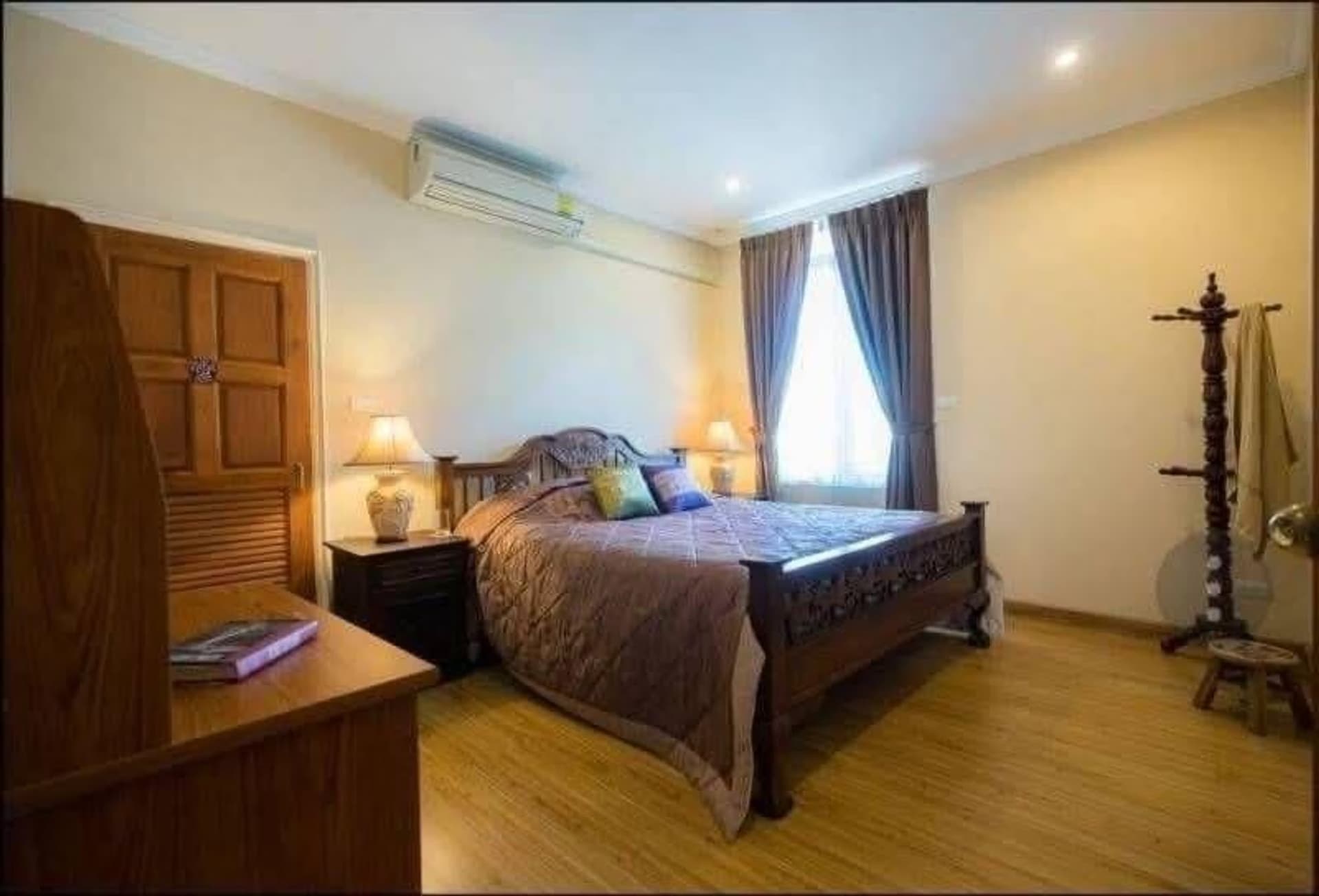 6 Bed House for Sale in Saraphi District - Image 7
