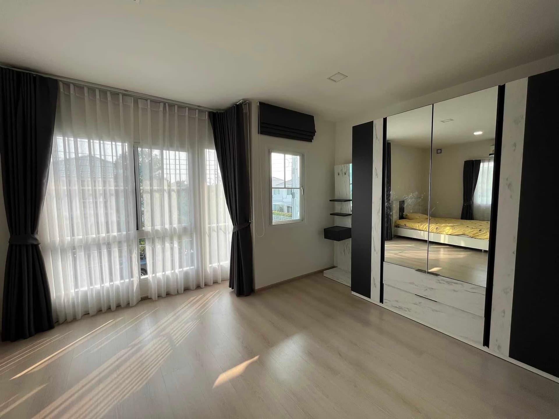 3 ห้องนอน House สำหรับ ขาย ใน เมืองสมุทรปราการ - Image 9