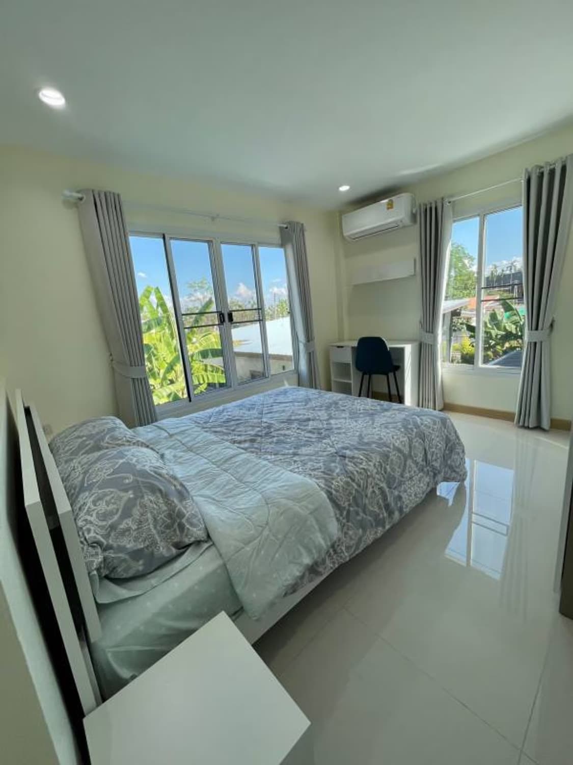 Townhome for rent/sale - Image 30