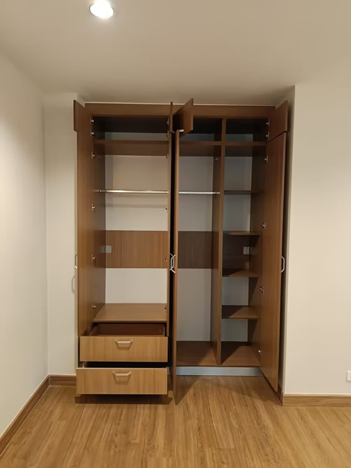  - Image 8