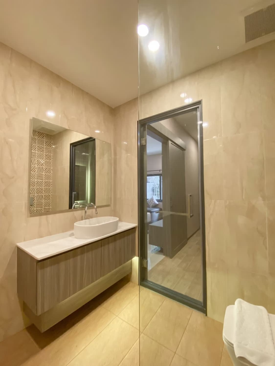 2 Bed Condo for Rent in Mueang Chiang Mai - Image 8