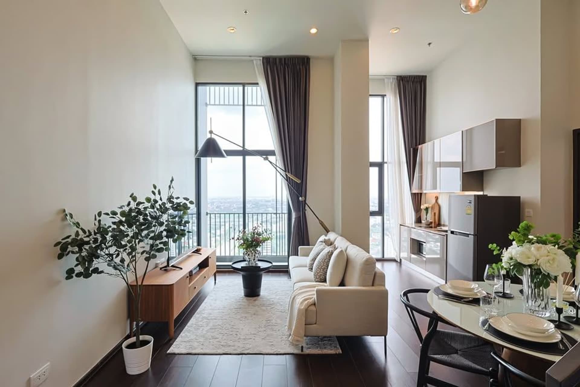 2 Bed Condo for Sale in Watthana - Image 1