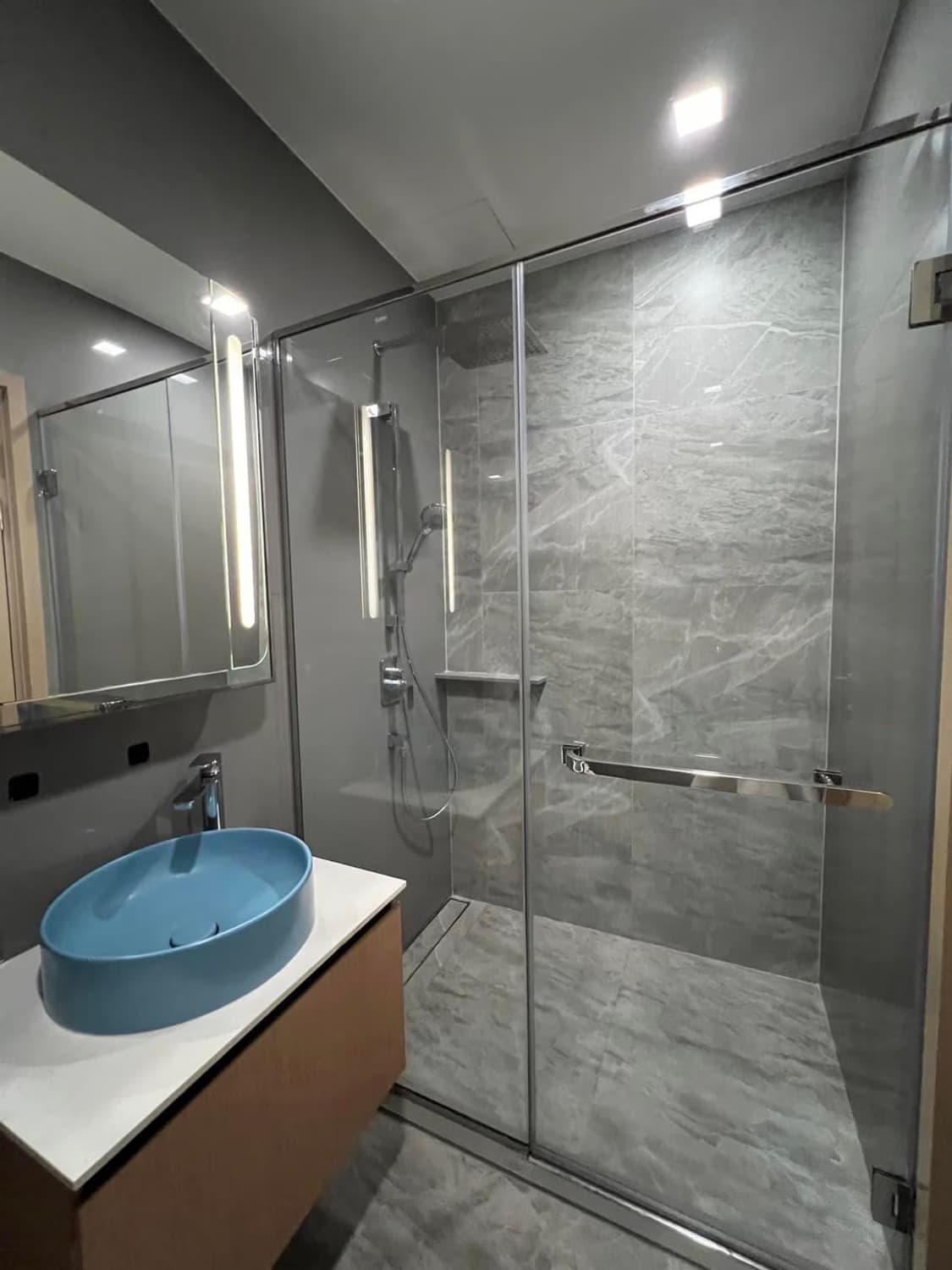  - Image 7