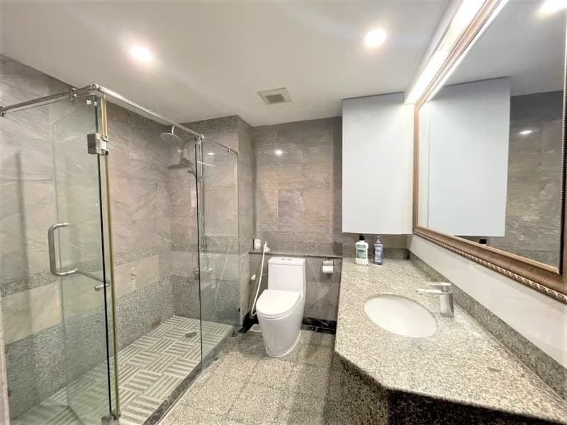 2 Bed Condo for Sale in Watthana