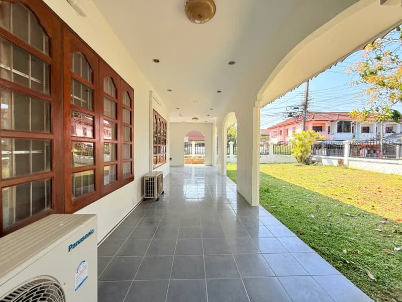 5 Bed House for Sale in San Sai