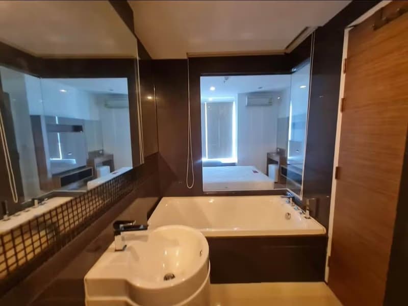 1 Bed Condo for Rent in Khlong Toei