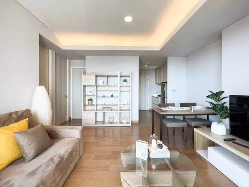 Condo for Rent at The Lumpini 24