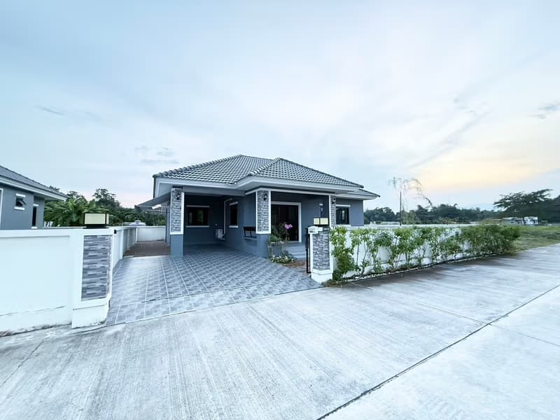 3 Bed House for Rent in San Sai