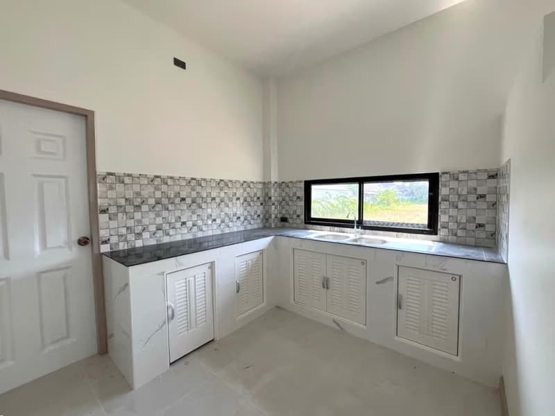 3 Bed House for Rent and Sale in Hang Dong District