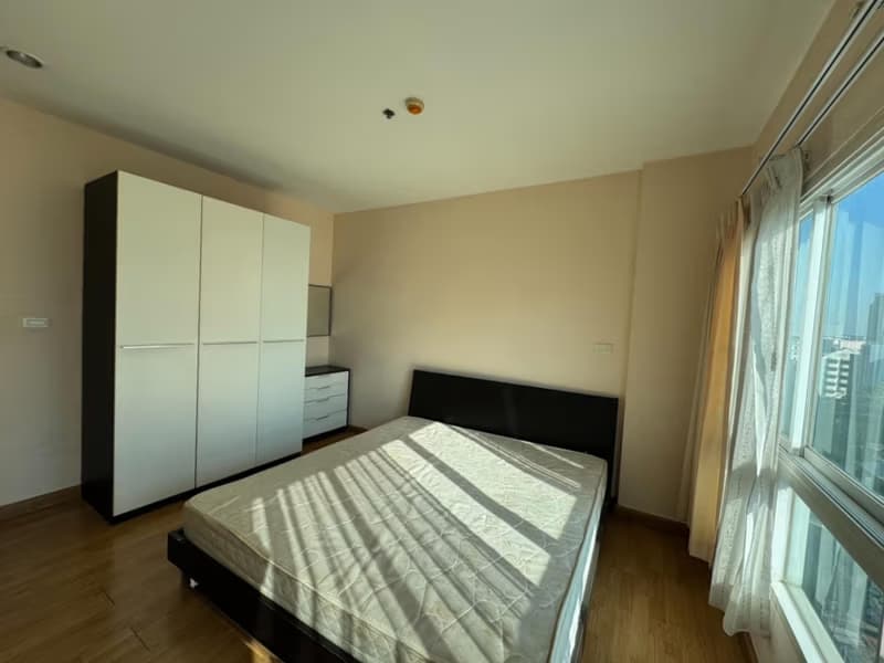1 Bed Condo for Sale in Huai Khwang