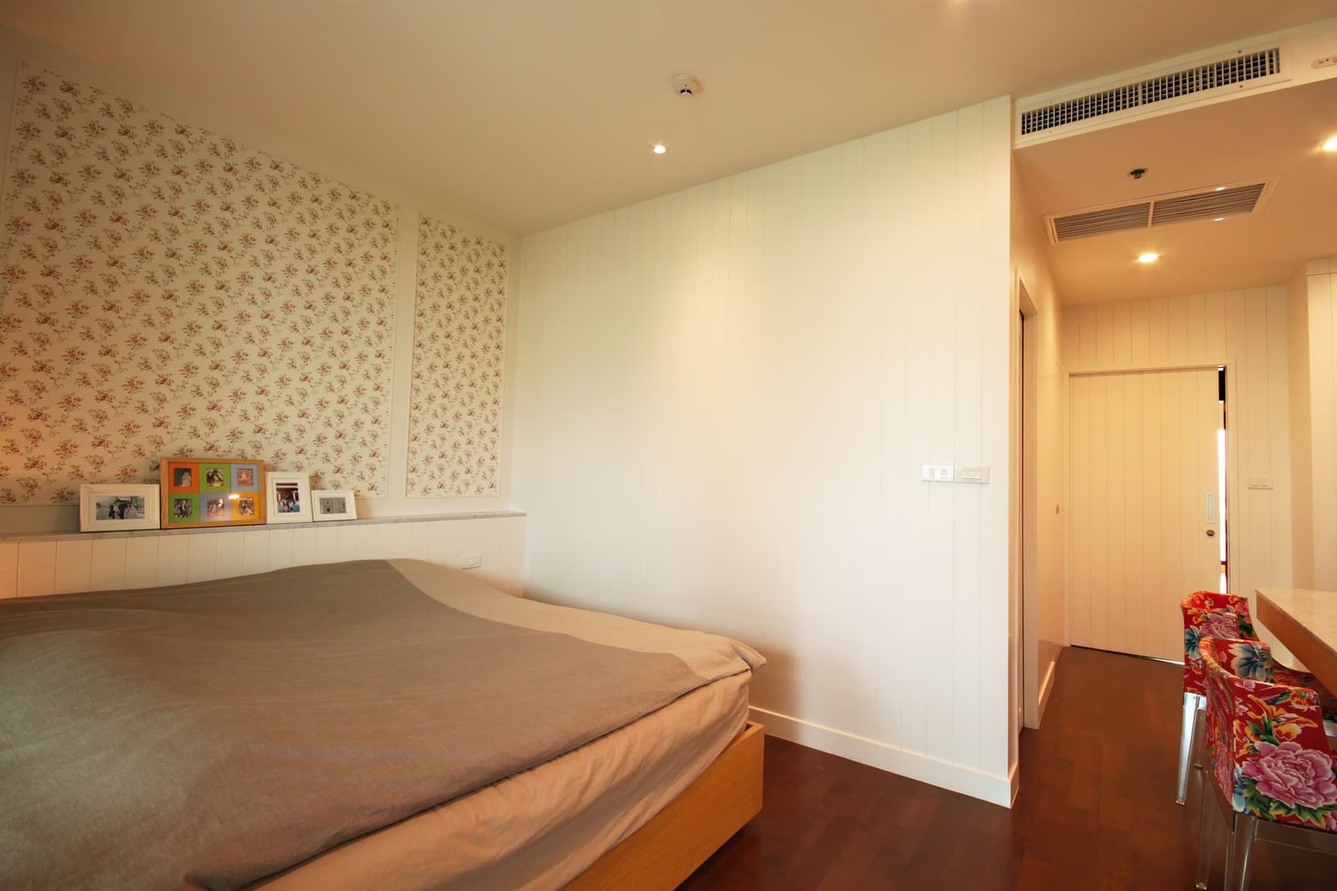  - Image 6