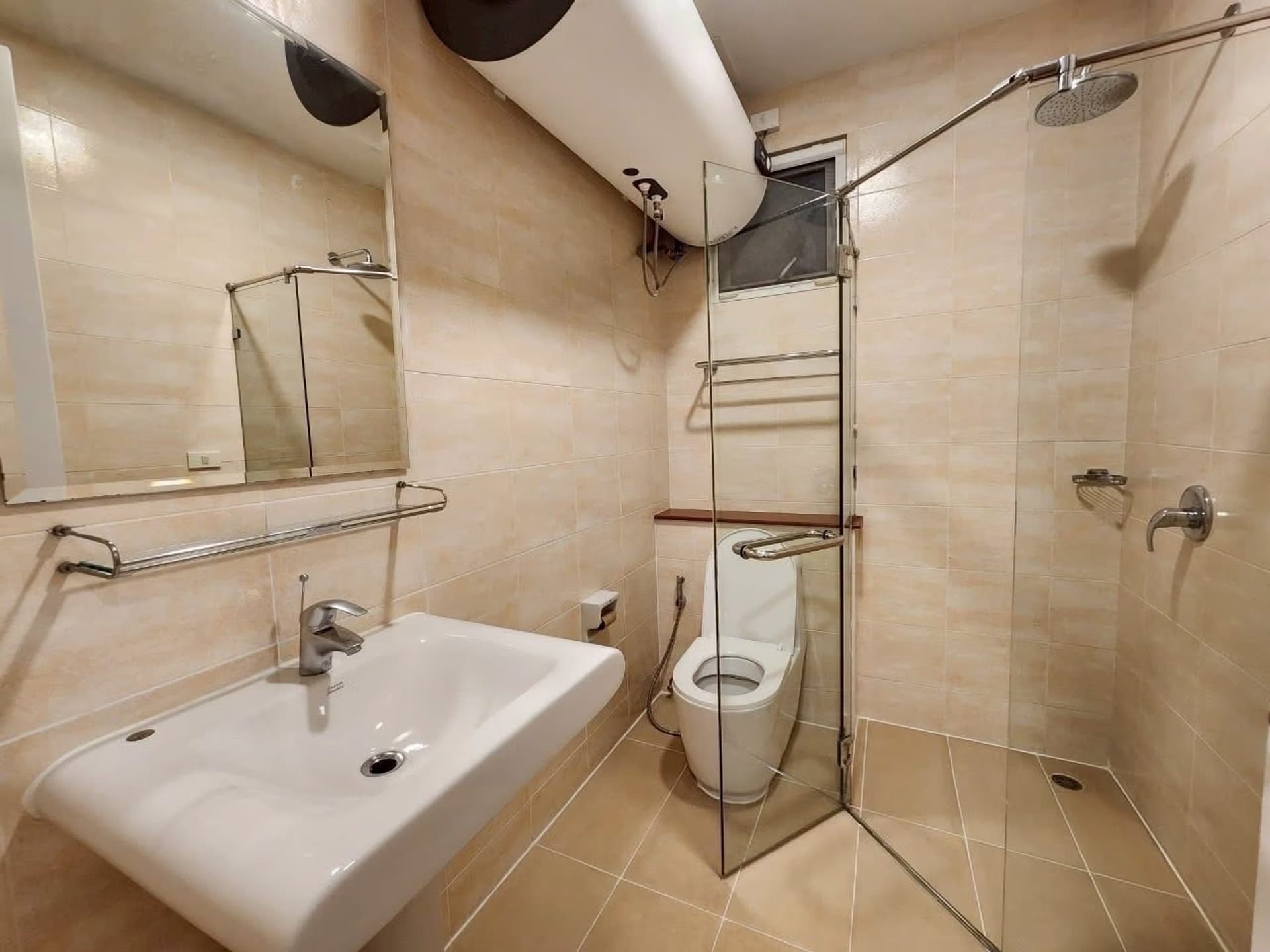 5 ห้องนอน บ้าน สำหรับ จำหน่าย ใน Din Daeng - Image 8