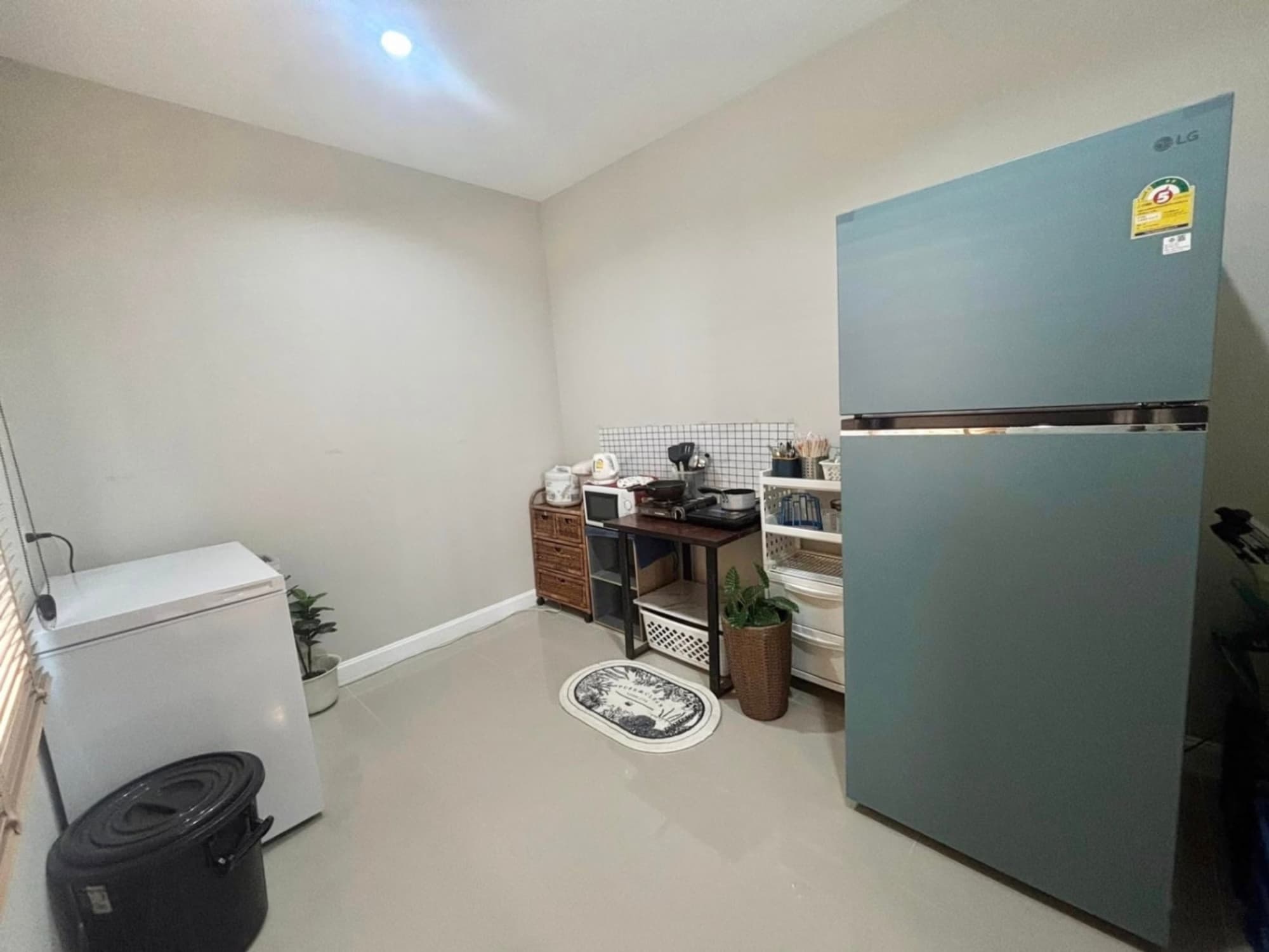 4 Bed House for Rent in Saraphi - Image 5
